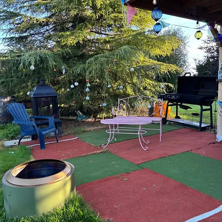 The Folly Minutes From Centre R95ryc8 Casa de Férias